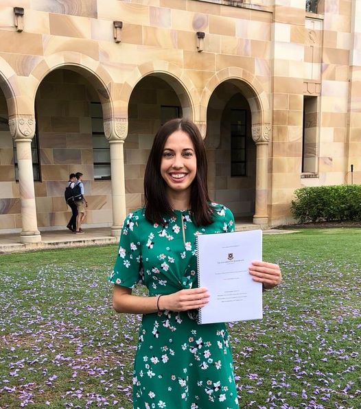 2020 UQ 3MT winner Emma Schimke in the UQ Great Court